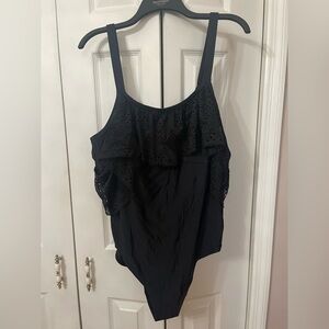 Adore Me Black Lace One Piece Suit W/Lace Drapes Down & Covers Your Arms Size 2X